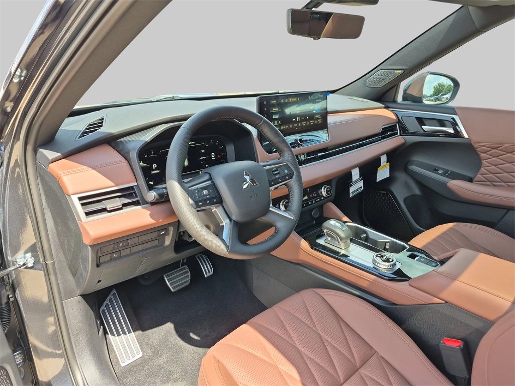 2025 Mitsubishi Outlander SEL - 8