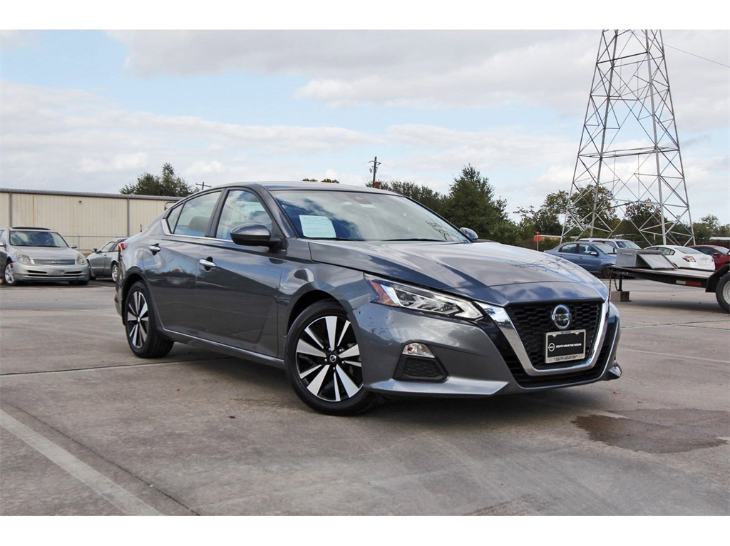 2022 Nissan Altima 2.5 SV - 0