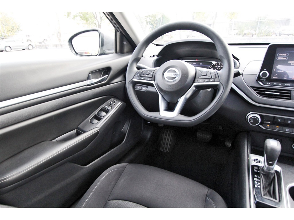 2022 Nissan Altima 2.5 SV - 7