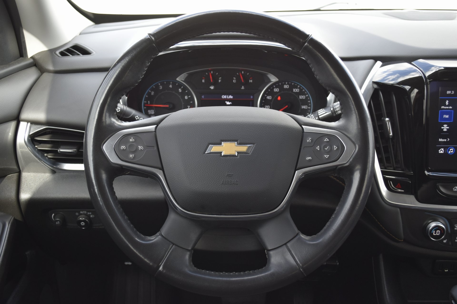 2021 Chevrolet Traverse LT - 10