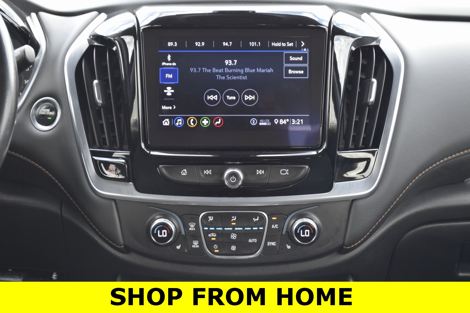 2021 Chevrolet Traverse LT - 3