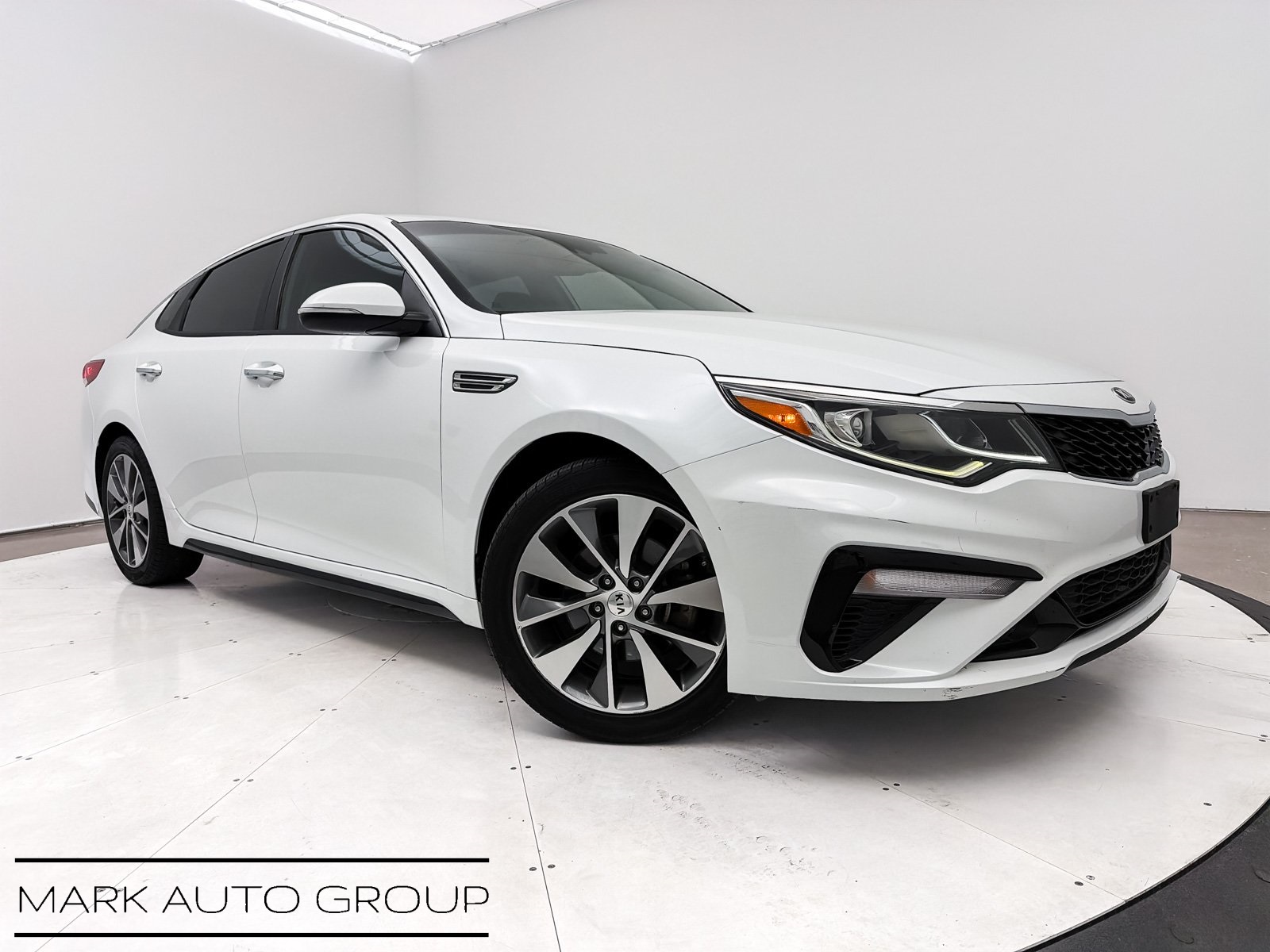 2019 Kia Optima S