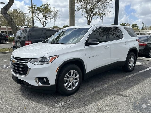 2022 Chevrolet Traverse LS FWD