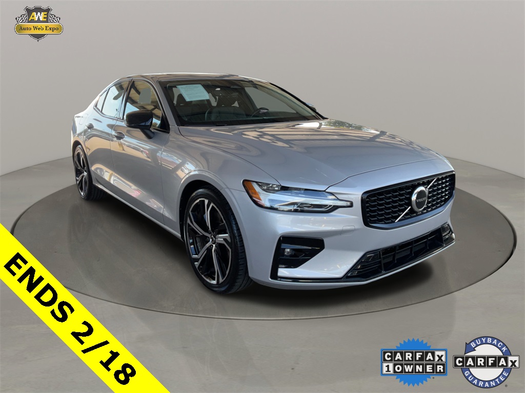 2024 Volvo S60 B5 Core Dark Theme AWD