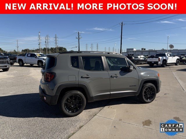 2020 Jeep Renegade Altitude Gray at Durrett Motor Company