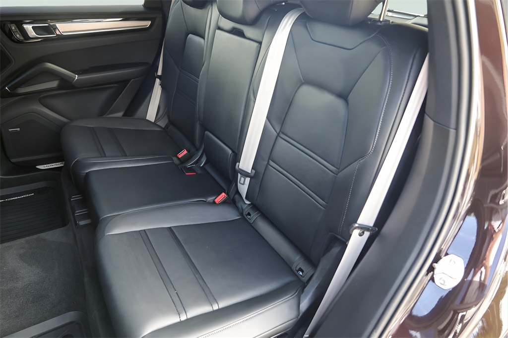 Used Car 2022 Porsche Cayenne E-hybrid  Platinum Edition For Sale Under $70,000 In Austin, Texas