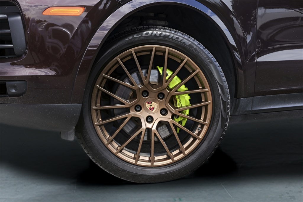 Used Car 2022 Porsche Cayenne E-hybrid  Platinum Edition For Sale Under $70,000 In Austin, Texas