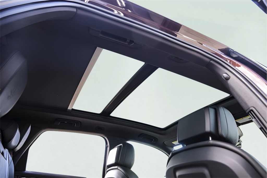 Used Car 2022 Porsche Cayenne E-hybrid  Platinum Edition For Sale Under $70,000 In Austin, Texas