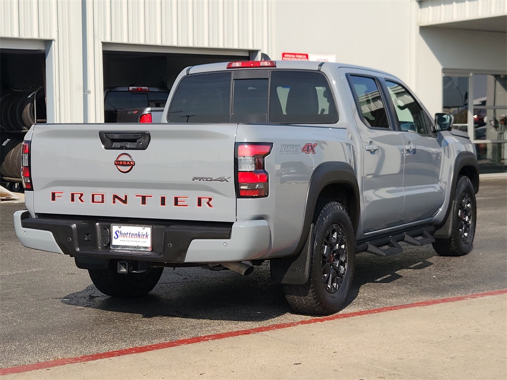 2022 Nissan Frontier PRO-4X - 4
