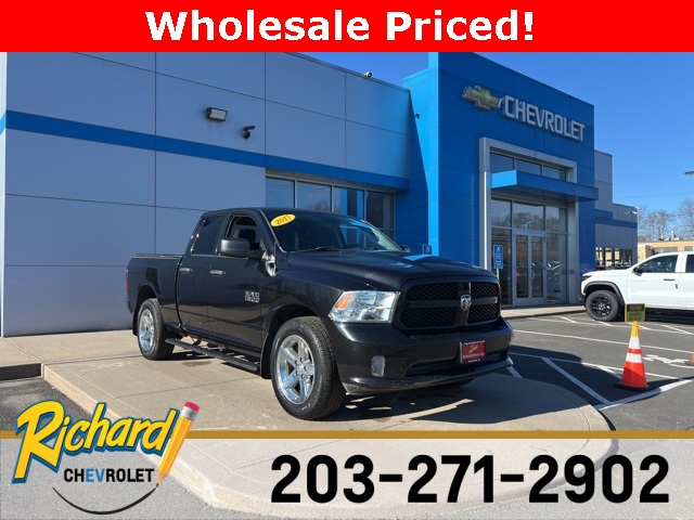 2017 RAM 1500 Express Quad Cab 4WD