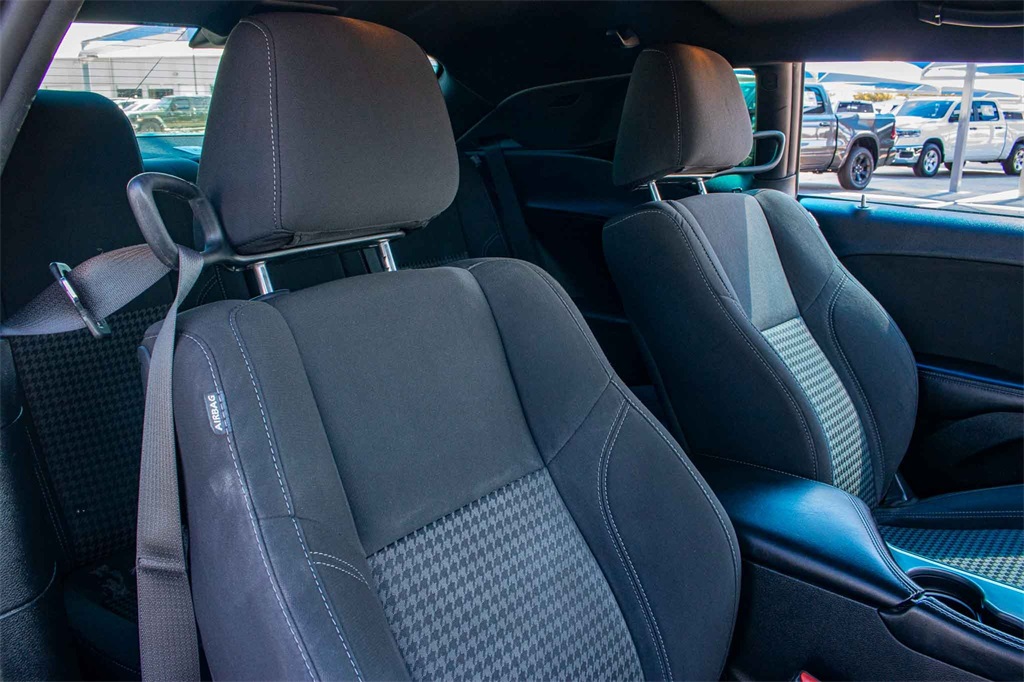 Used Car 2022 Dodge Challenger  Sxt For Sale Under $25,000 In San Marcos, Texas