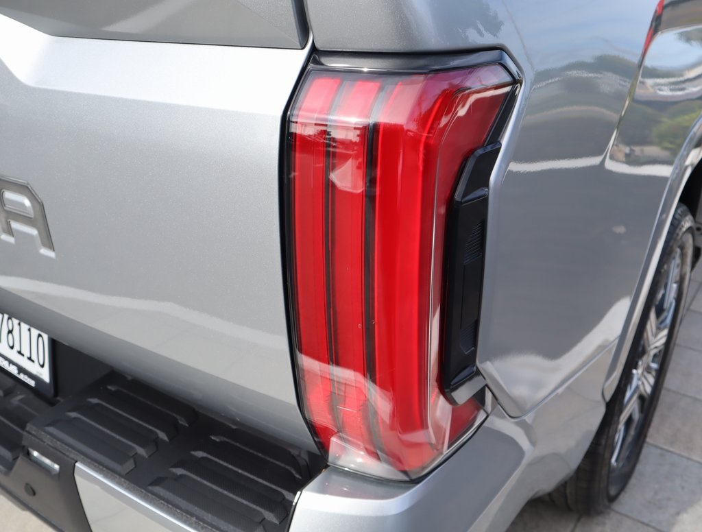 Thumbnail: 2023 Toyota Tundra - 17