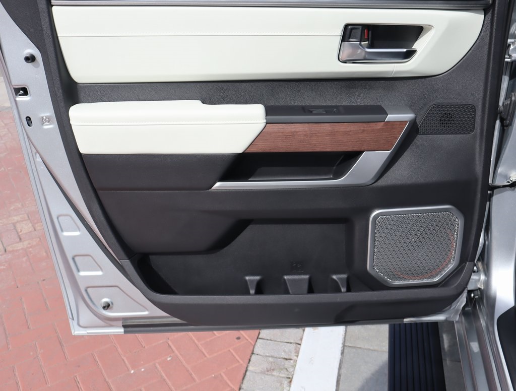 Thumbnail: 2023 Toyota Tundra - 22