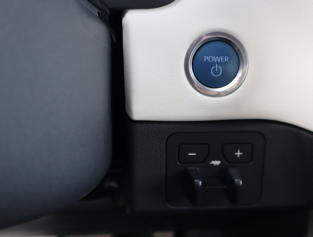 Thumbnail: 2023 Toyota Tundra - 29