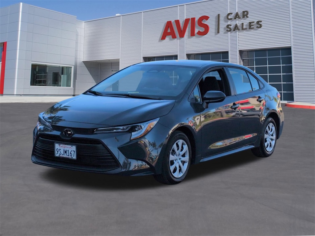 2025 Toyota Corolla LE FWD