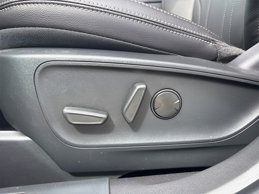 2025 Ford Escape Plug-In Hybrid