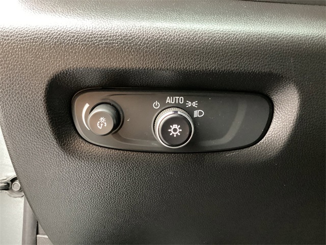 Used Car 2023 Chevrolet Traverse  Lt For Sale Under $30,000 In San Antonio, Texas