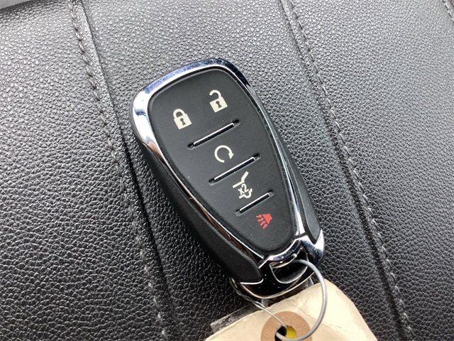 Used Car 2023 Chevrolet Traverse  Lt For Sale Under $30,000 In San Antonio, Texas