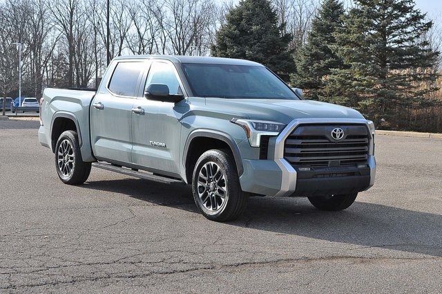 2026 Toyota Tundra Limited CrewMax Cab 4WD