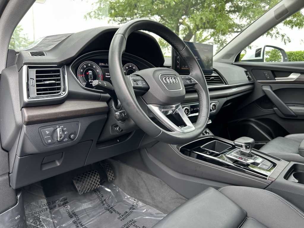 2024 Audi Q5 45 S line Premium photo 11