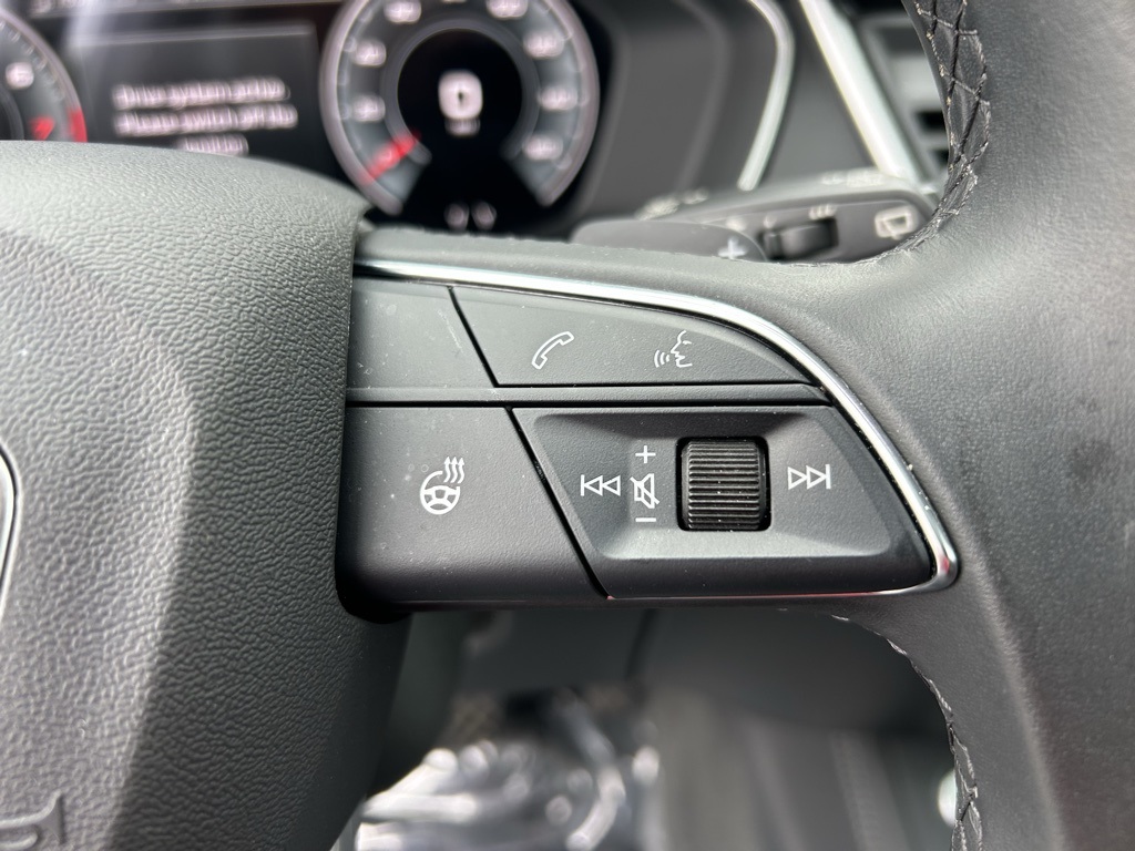 2024 Audi Q5 45 S line Premium photo 14