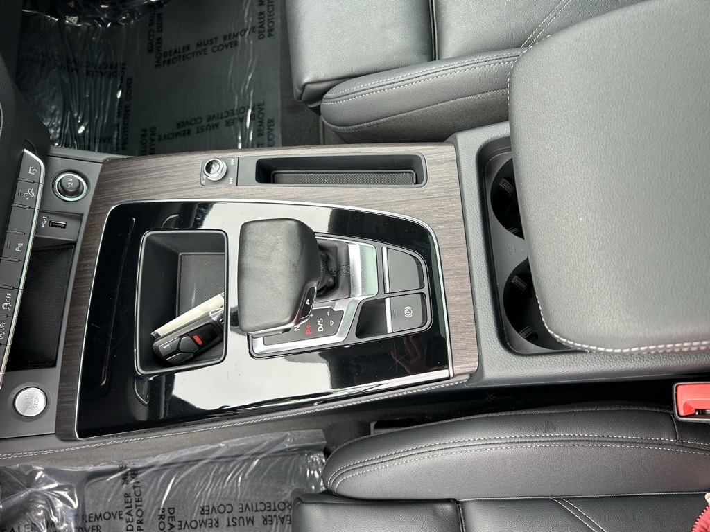 2024 Audi Q5 45 S line Premium photo 17