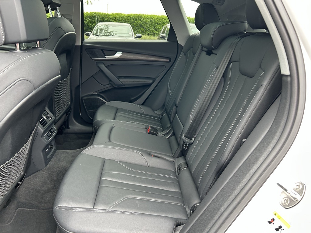 2024 Audi Q5 45 S line Premium photo 24