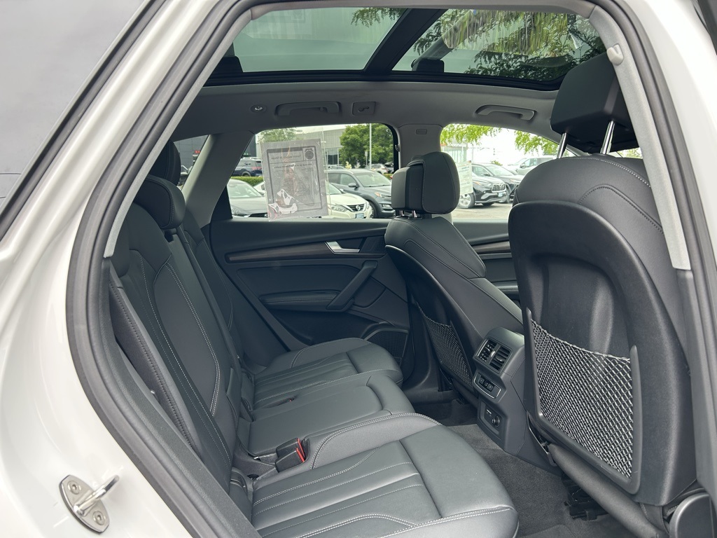 2024 Audi Q5 45 S line Premium photo 28