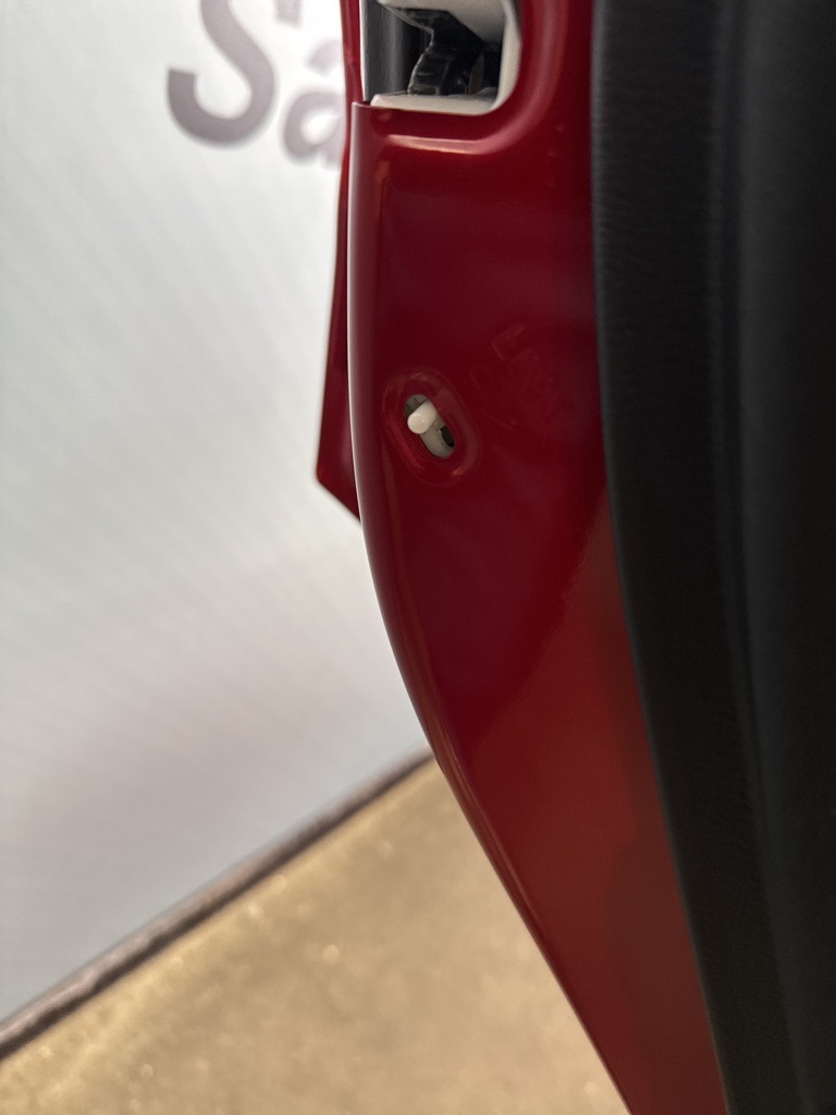 Thumbnail: 2023 Mitsubishi Outlander - 24