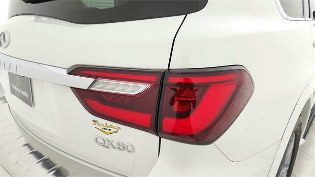 2023 INFINITI QX80 LUXE White at Mac Haik CDJR North Houston