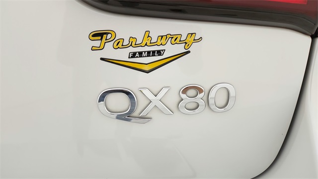 2023 INFINITI QX80 LUXE White at Mac Haik CDJR North Houston