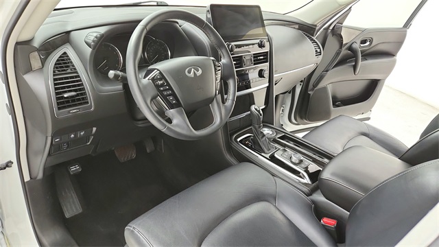 2023 INFINITI QX80 LUXE White at Mac Haik CDJR North Houston