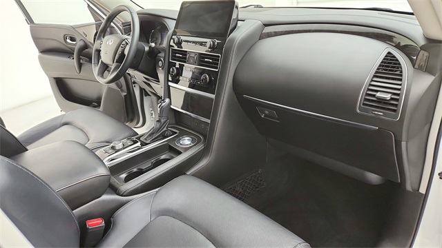 2023 INFINITI QX80 LUXE White at Mac Haik CDJR North Houston