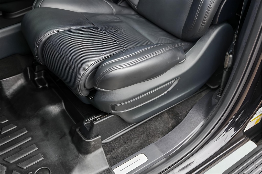 Used Car 2024 Lincoln Navigator L  L Reserve For Sale Under $80,000 In Austin, Texas