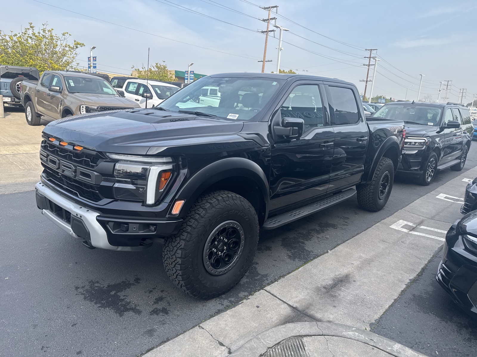 2024 Ford F-150 Raptor SuperCrew 4WD
