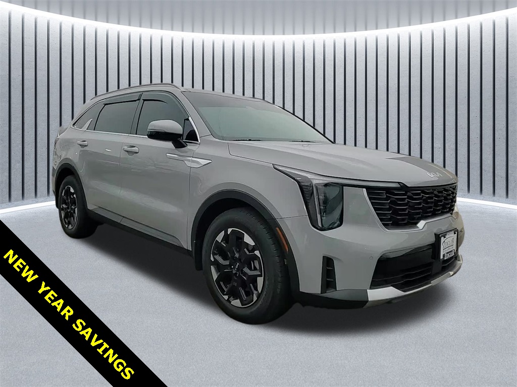 2025 Kia Sorento S FWD