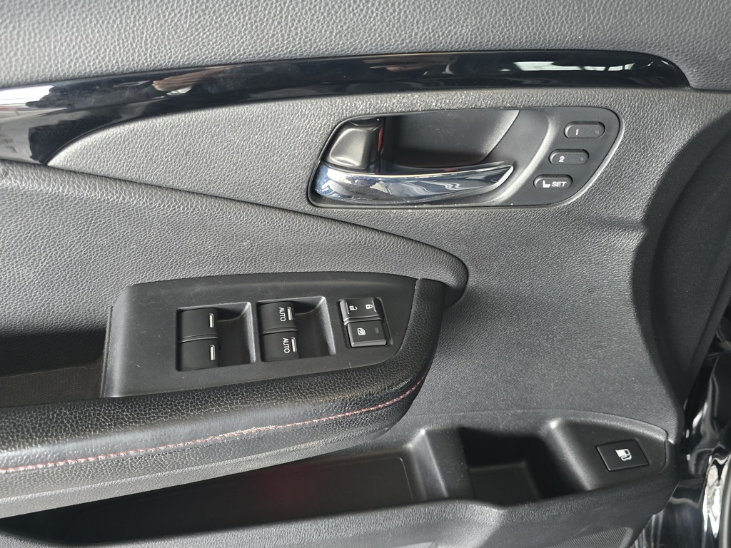 Thumbnail: 2017 Honda Ridgeline - 21