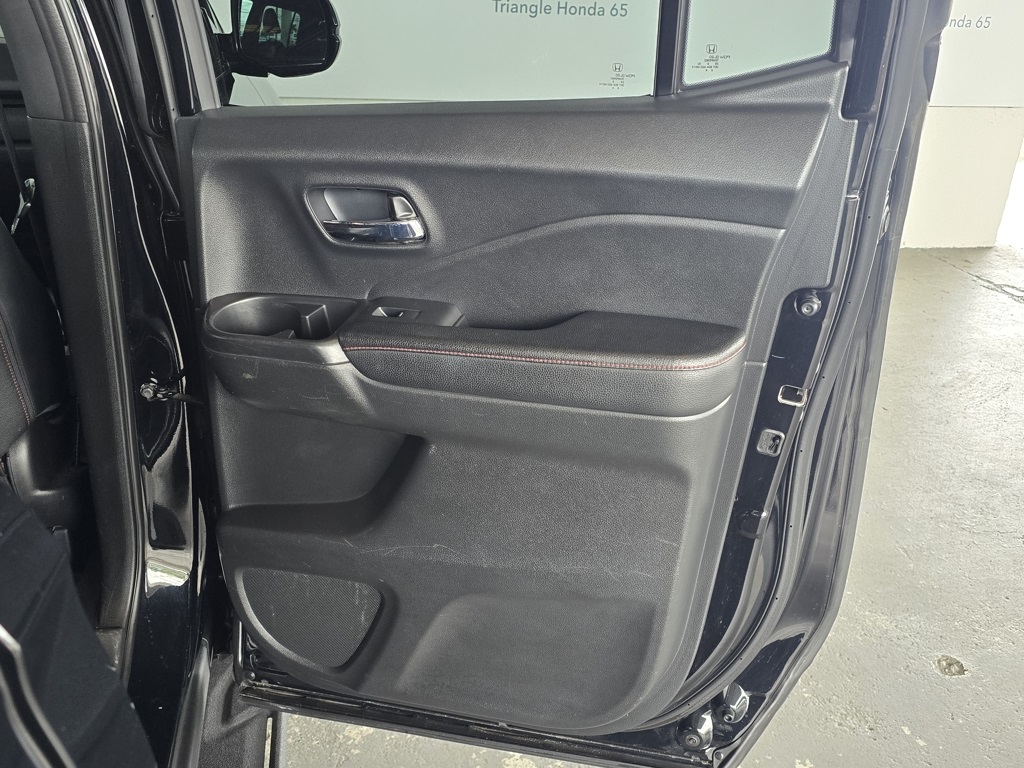 Thumbnail: 2017 Honda Ridgeline - 25