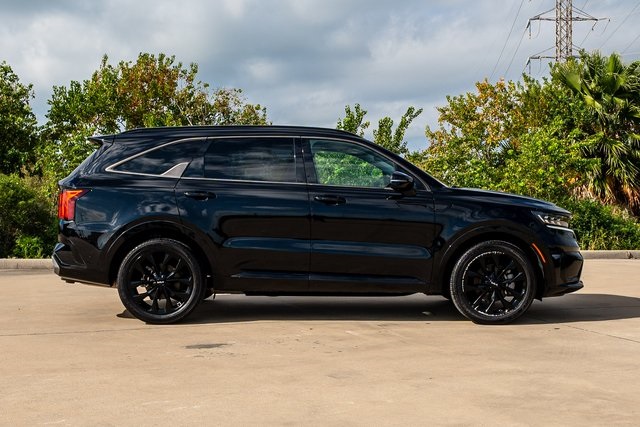 2022 Kia Sorento SX-Prestige Black at Community Toyota