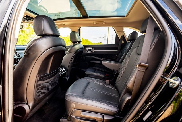 2022 Kia Sorento SX-Prestige Black at Community Toyota