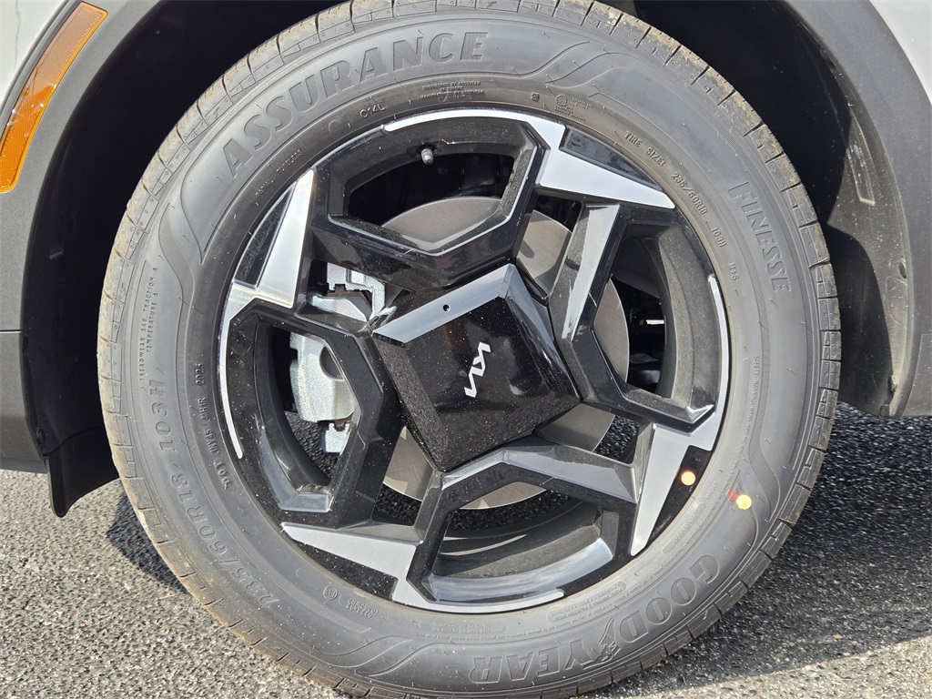 2026 Kia Sportage Hybrid EX Gray at Shottenkirk Kia Fort Bend