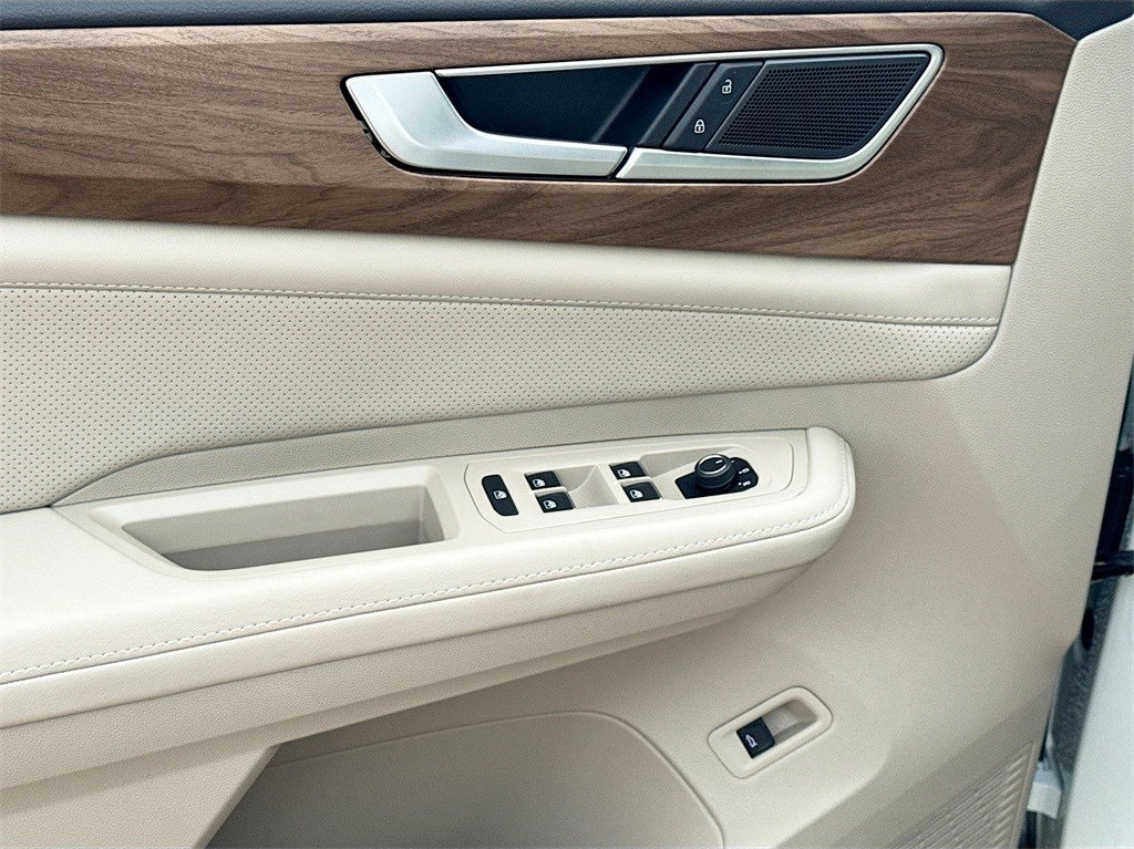 2025 Volkswagen Atlas 2.0T SE w/Technology White at DeMontrond Automotive Group