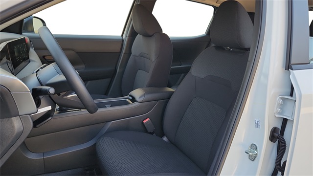 2026 Nissan Kicks - Image 9