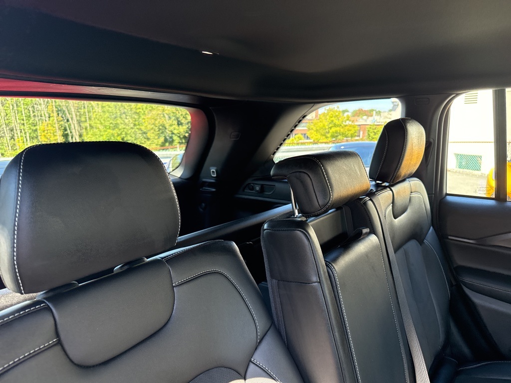 2023 Jeep Grand Cherokee Laredo Altitude photo 23