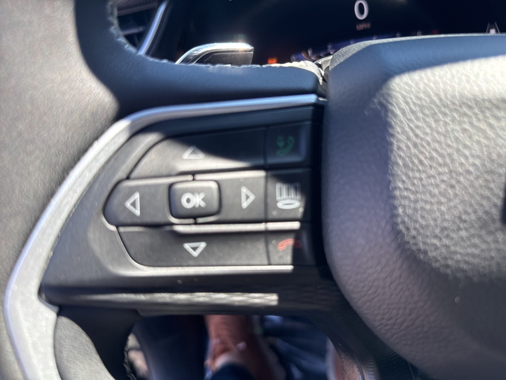 2023 Jeep Grand Cherokee Laredo Altitude photo 31