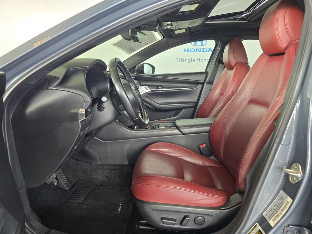 Thumbnail: 2023 Mazda Mazda3 - 10