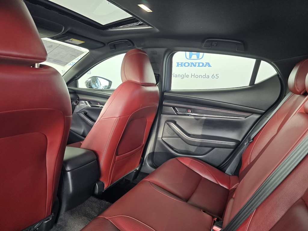 Thumbnail: 2023 Mazda Mazda3 - 17