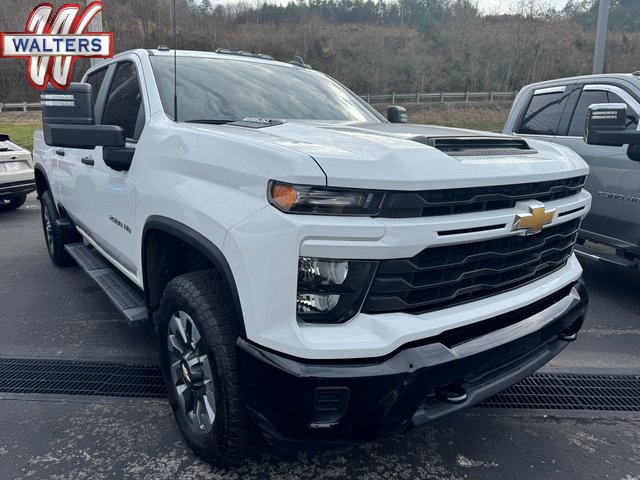 2024 Chevrolet Silverado 2500HD Custom Crew Cab 4WD