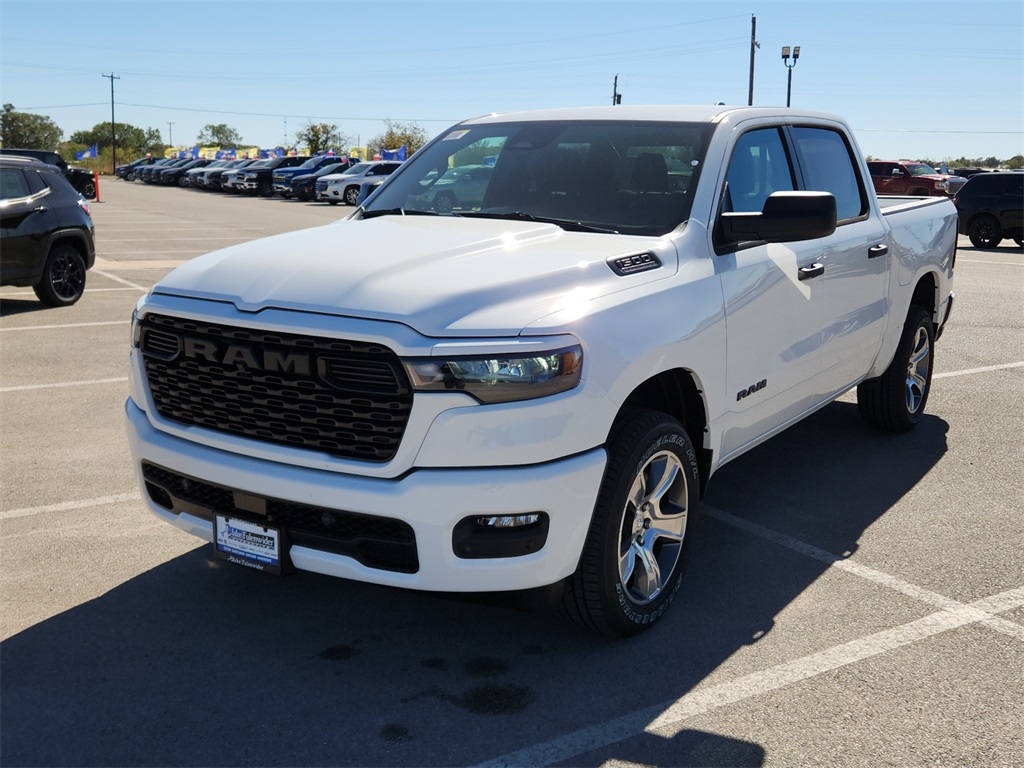 2026 Ram 1500 Express 