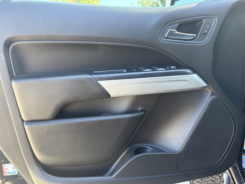 2021 Chevrolet Colorado ZR2 Black at AutoSavvy Houston Northwest